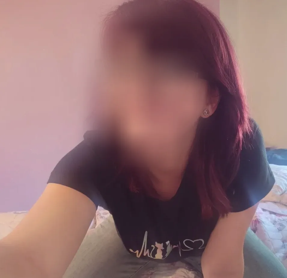 Mariam, 21